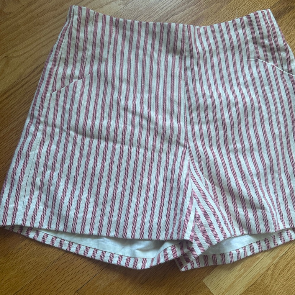 Very Parisian shorts!